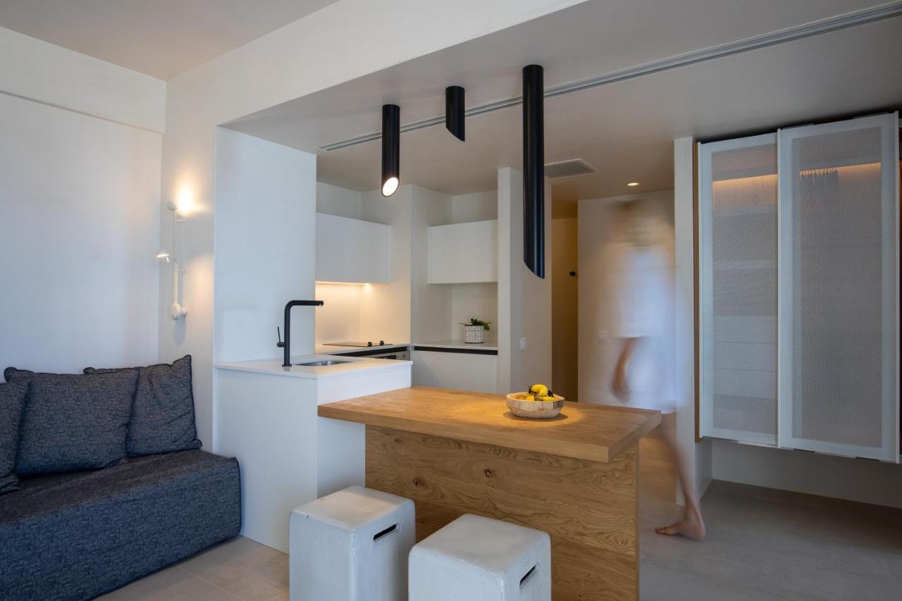 Akrogiali Beach Hotel Apartments Малиа Экстерьер фото