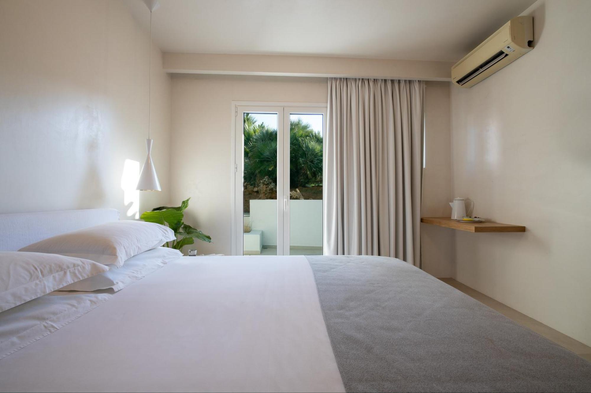 Akrogiali Beach Hotel Apartments Малиа Номер фото